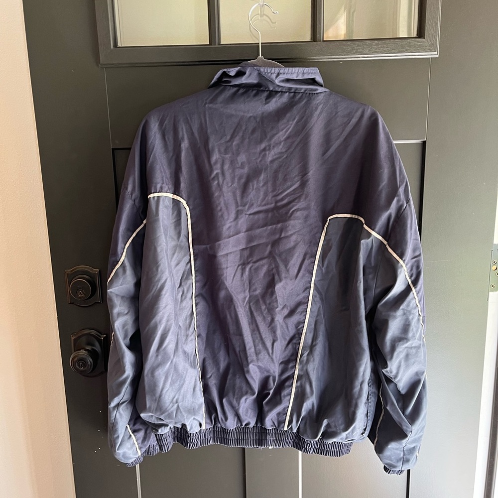 wind breaker - Picture 2 of 2